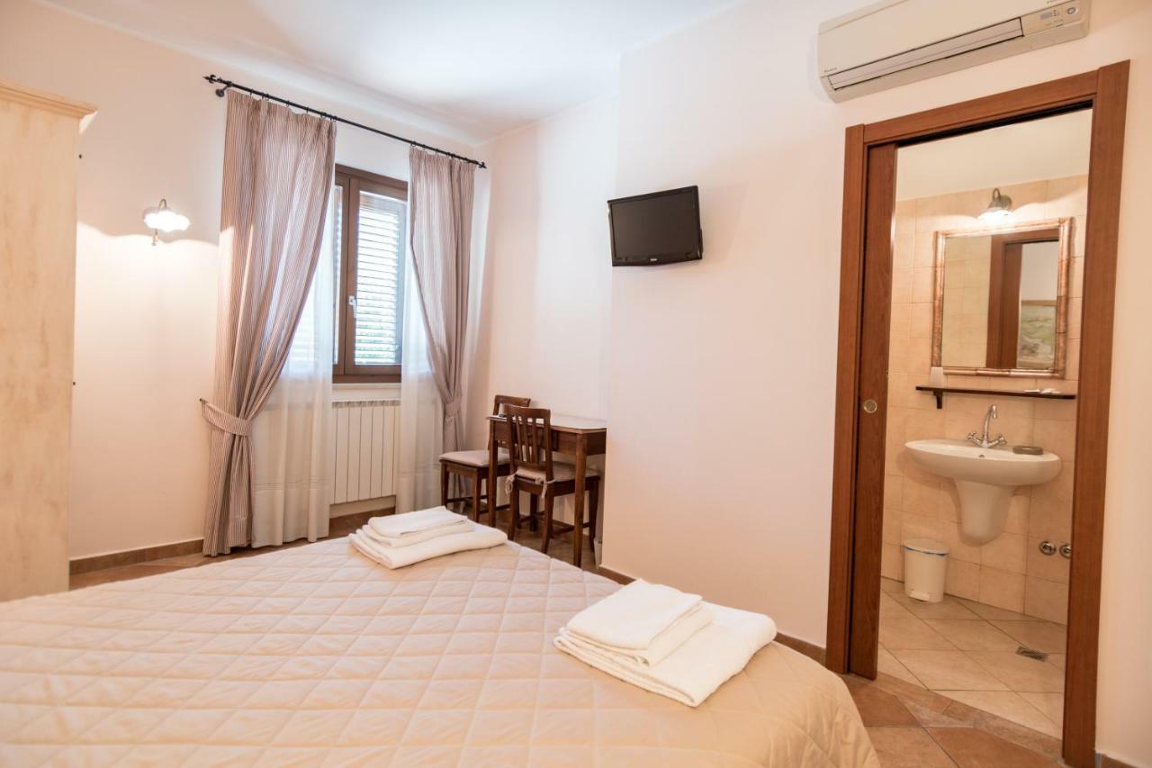 Bed & Breakfast Al Pian D'アッシジ エクステリア 写真