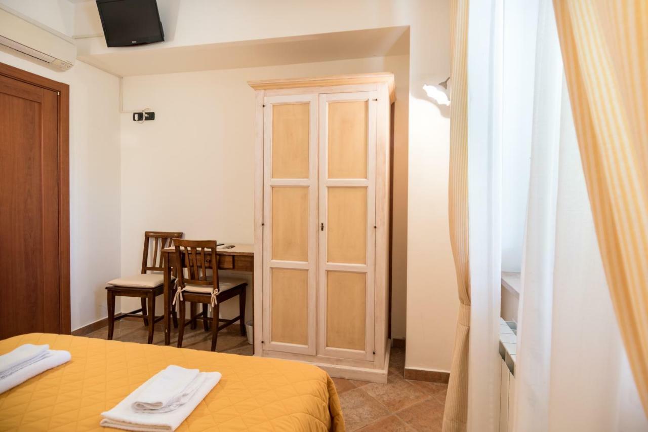 Bed & Breakfast Al Pian D'アッシジ エクステリア 写真