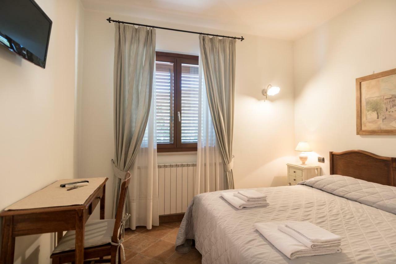 Bed & Breakfast Al Pian D'アッシジ エクステリア 写真