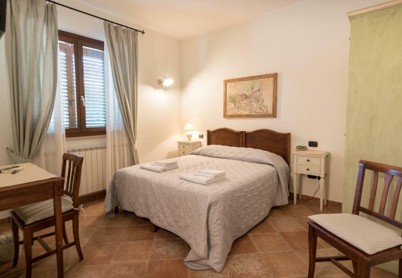Bed & Breakfast Al Pian D'アッシジ エクステリア 写真