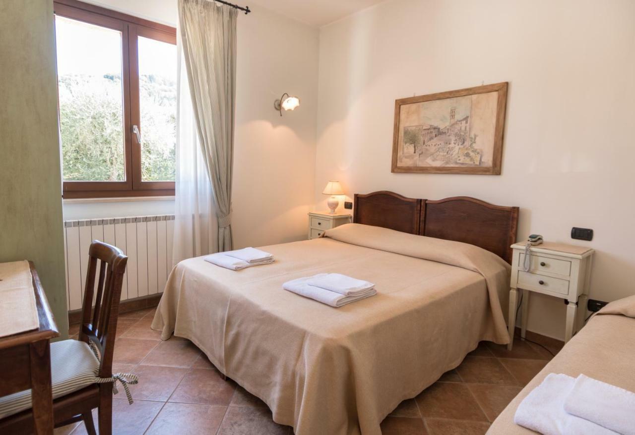 Bed & Breakfast Al Pian D'アッシジ エクステリア 写真